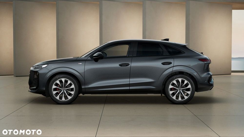 Audi Q3 Sportback - 4