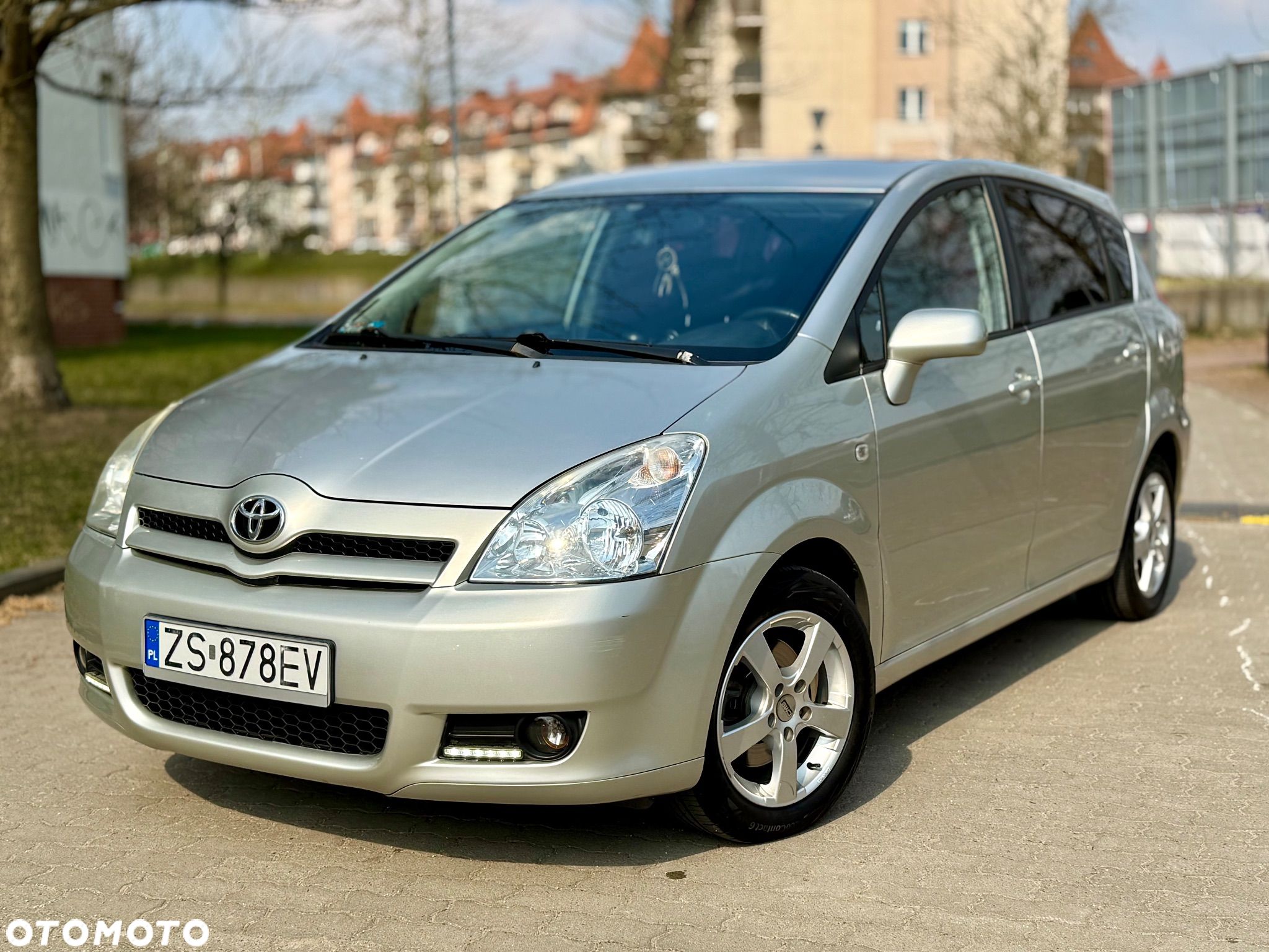 Toyota Corolla Verso - 1