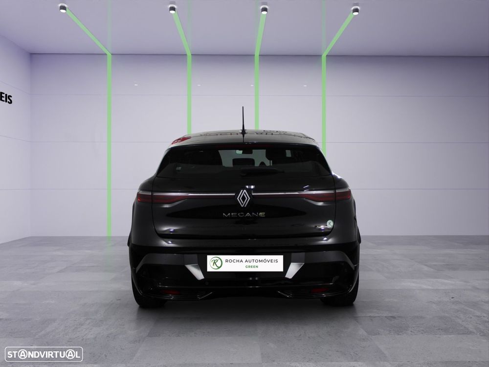 Renault Mégane E-Tech - 4