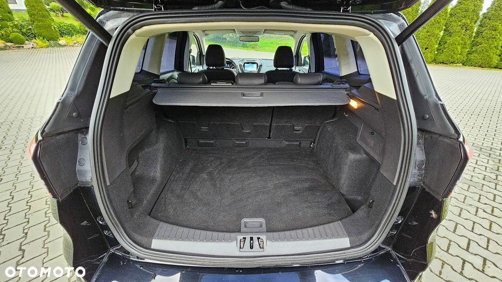 Ford Kuga 2.0 TDCi 2x4 Vignale - 32