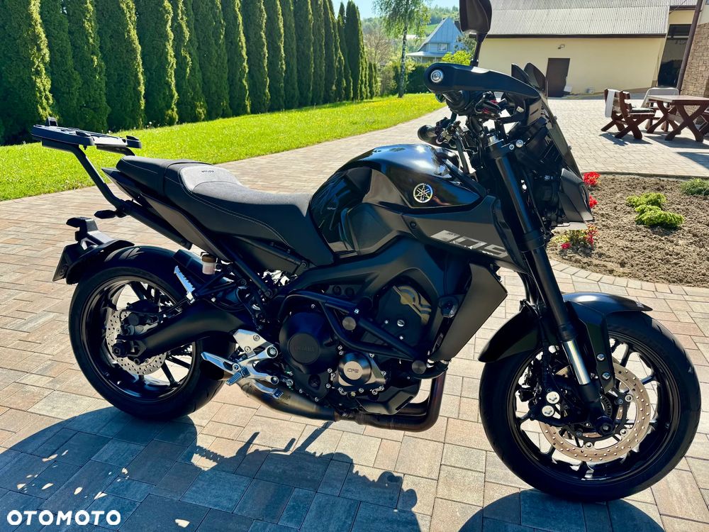 Yamaha MT - 5