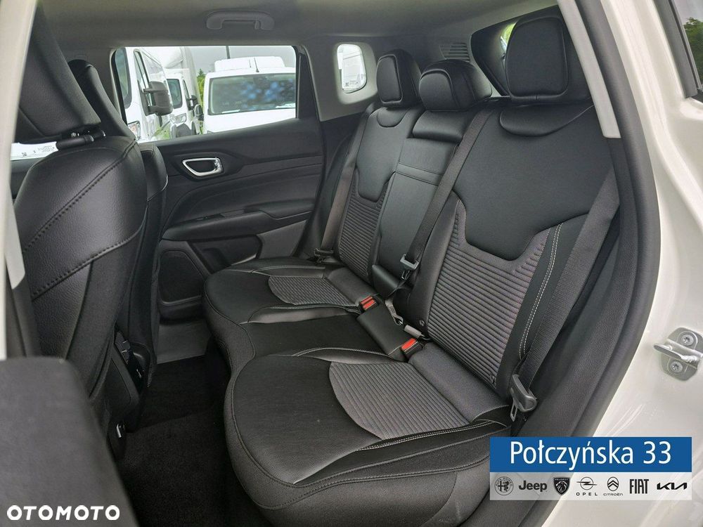 Jeep Compass - 17