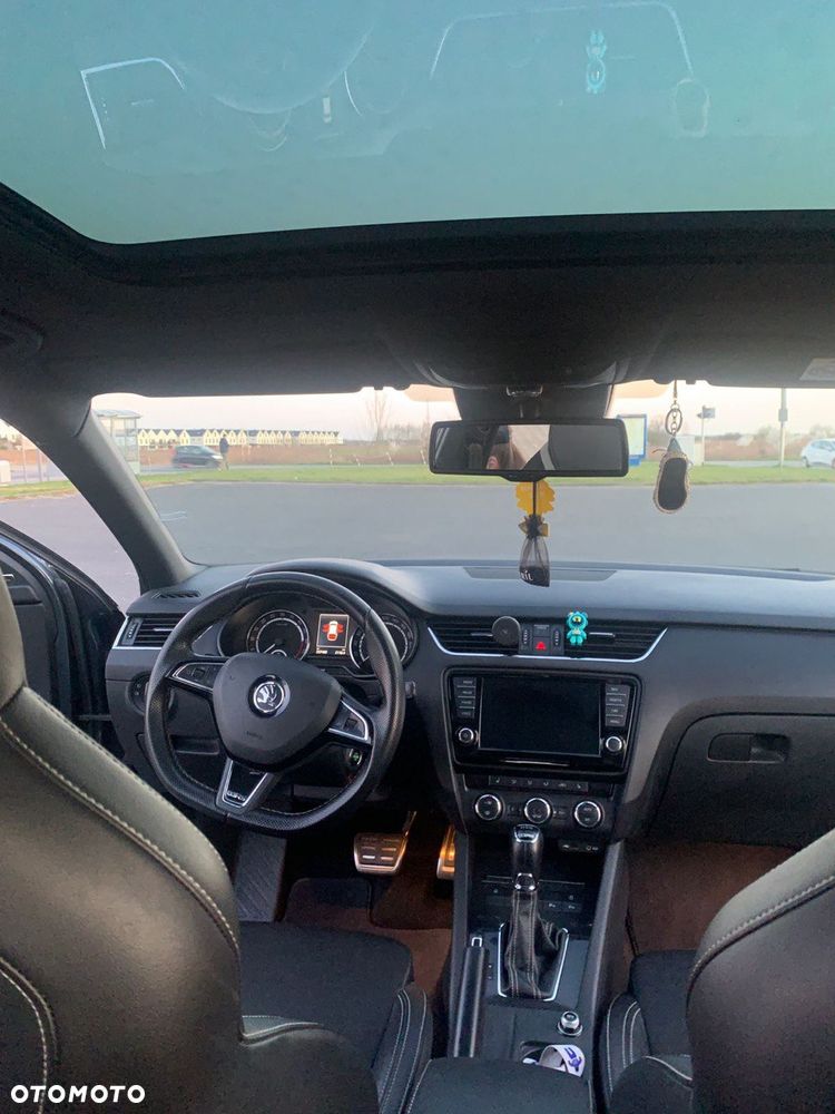 Skoda Octavia 2.0 TDI (Green tec) DSG RS - 10