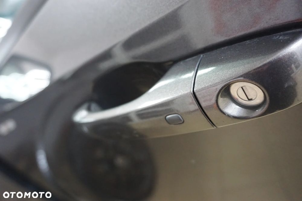 Fiat Freemont 2.0 Multijet 16V DPF Automatik Allrad Black Code - 19