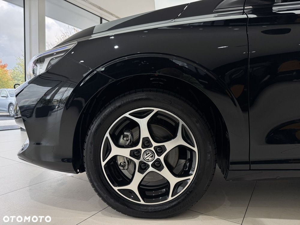 MG MG3 - 18