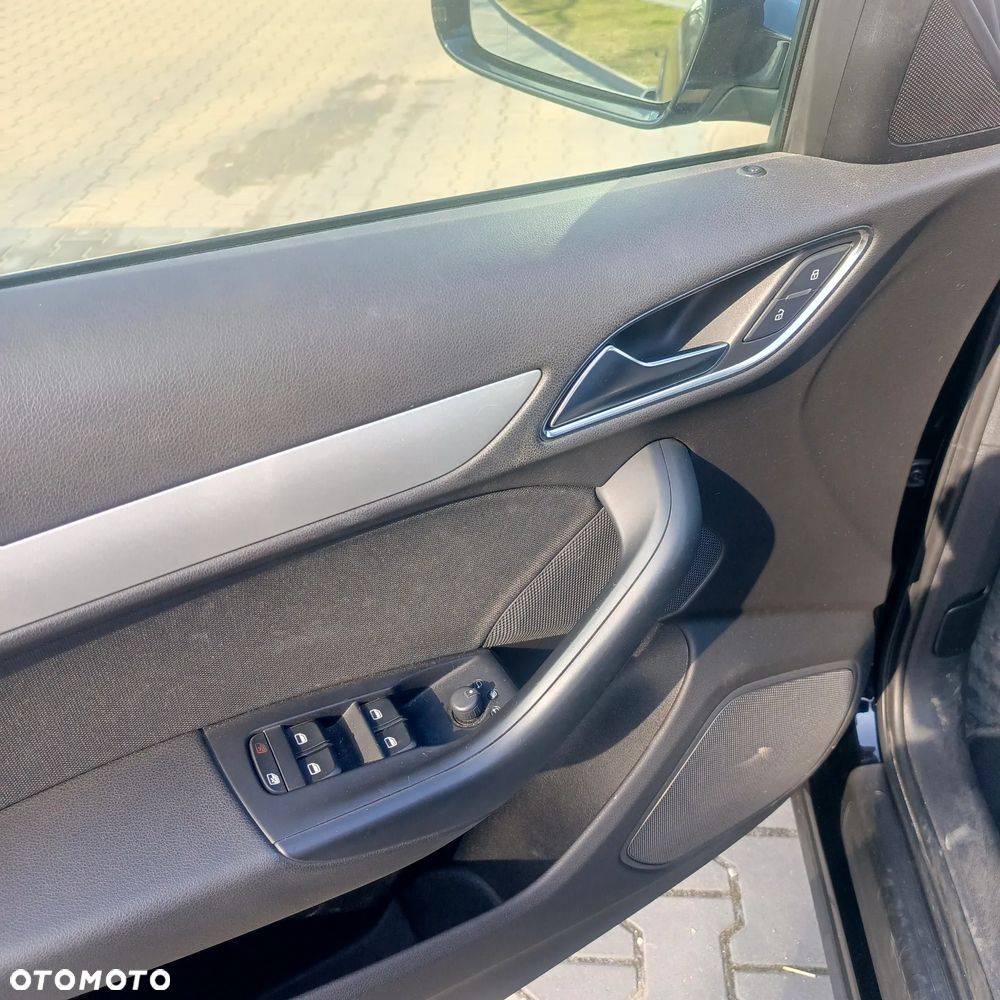 Audi Q3 2.0 TDI - 12