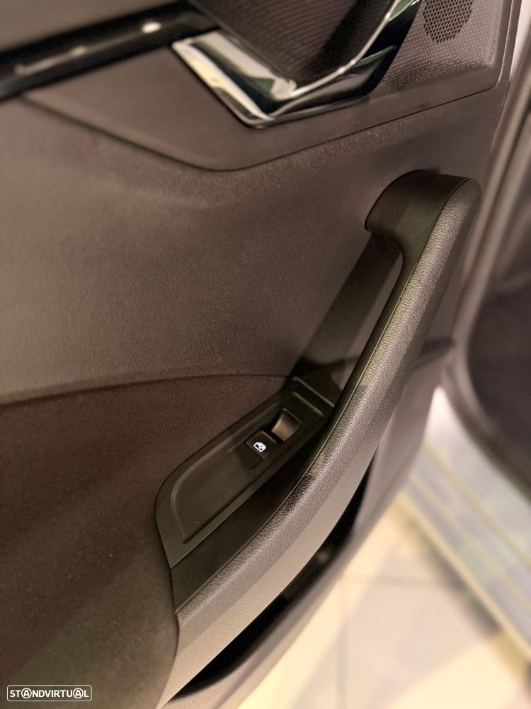 Skoda Scala 1.0 TSI DSG - 33