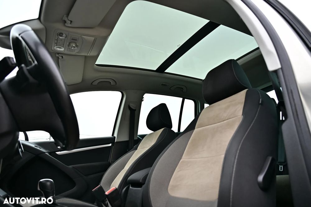 Volkswagen Tiguan 2.0 TDI 4Motion DSG Sport & Style - 33