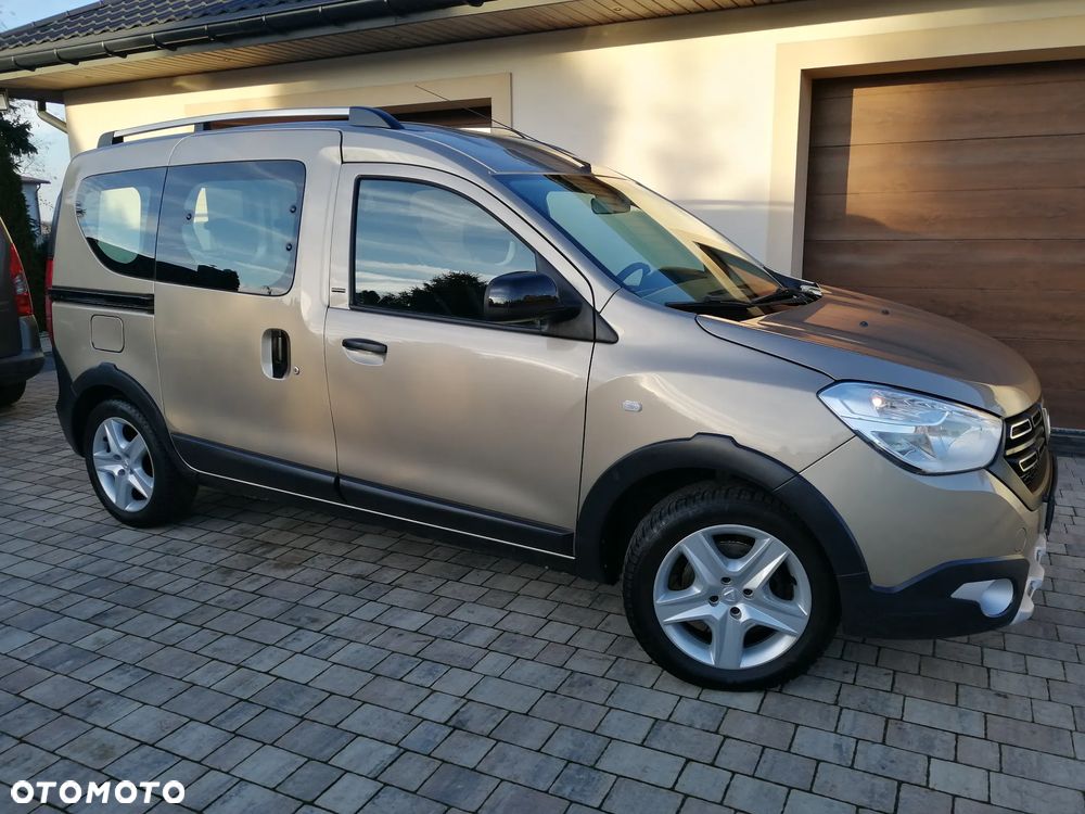 Dacia Dokker TCe 115 N1 Stepway Celebration - 6