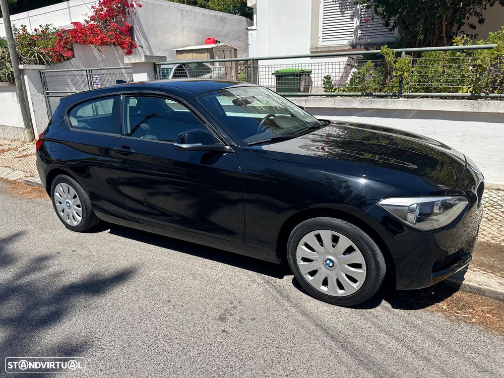 BMW 116 i Line Urban - 3