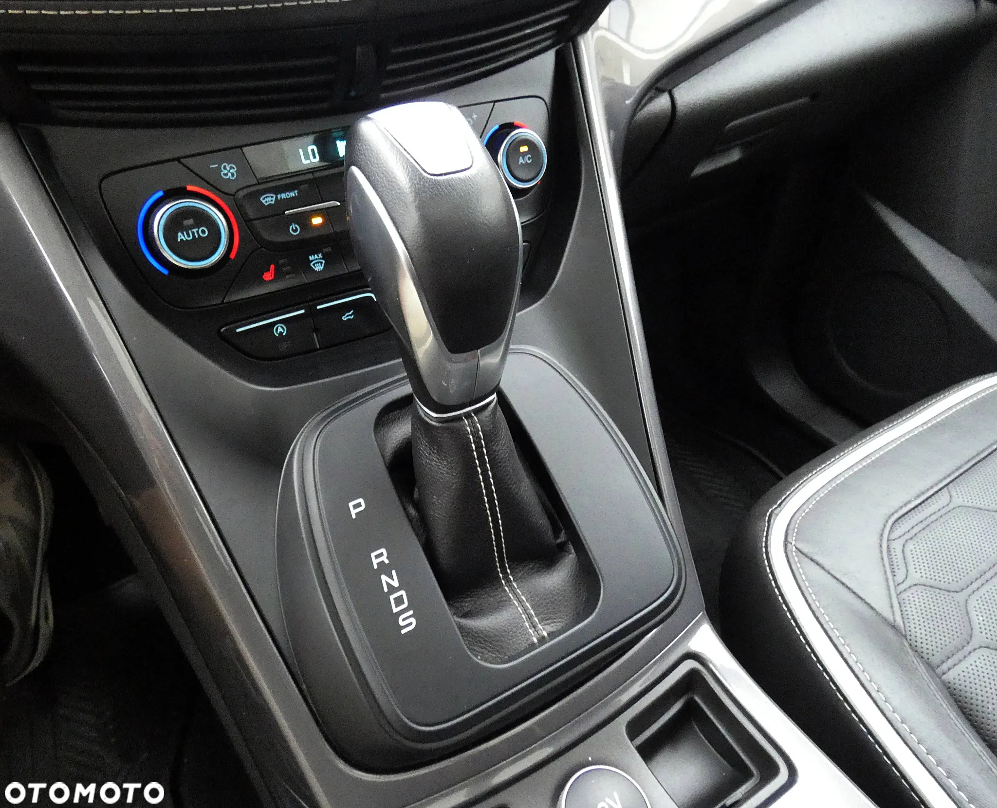 Ford Kuga Vignale 1.5 EcoBoost AWD ASS - 36