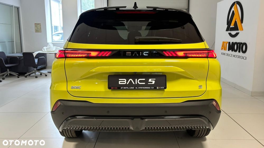 BAIC 5 Beijing 1.5T Comfort DCT - 6