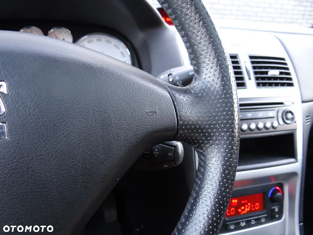 Peugeot 307 SW 110 OXYGO - 32