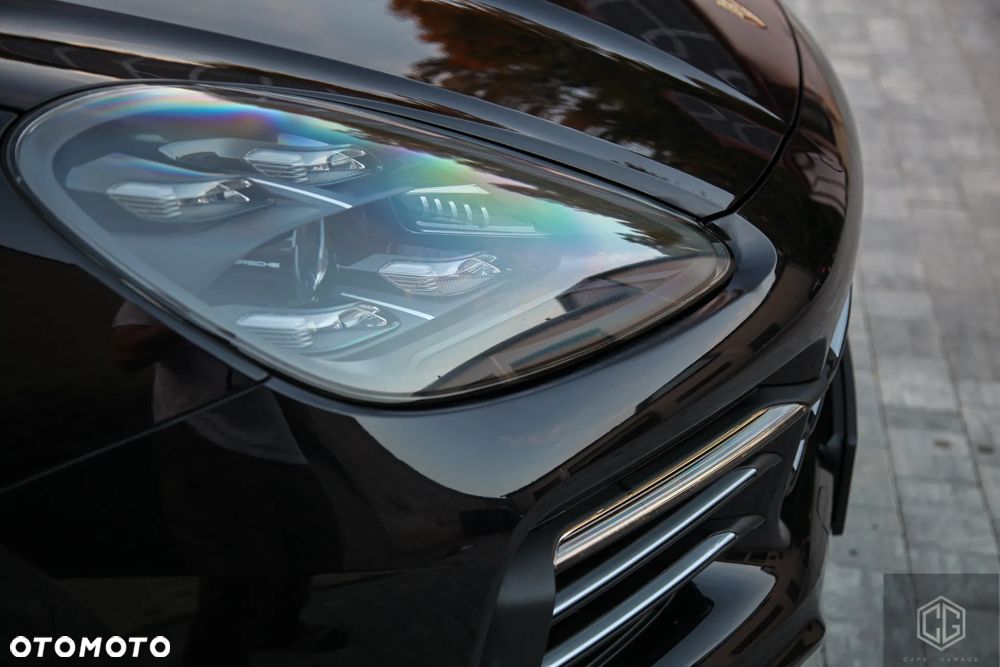 Porsche Cayenne - 10
