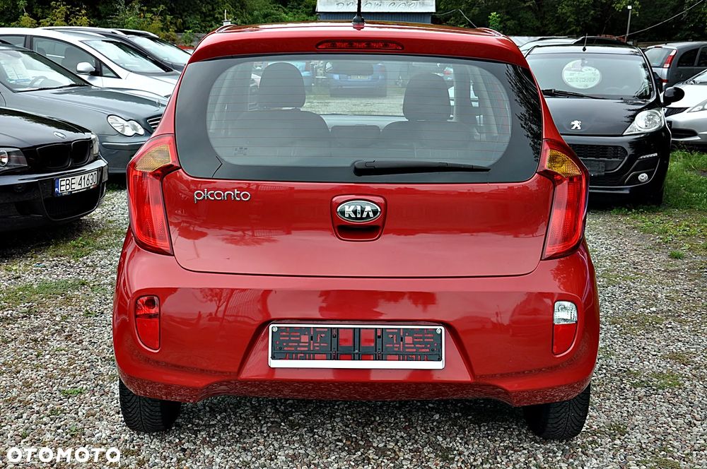 Kia Picanto 1.0 Dream Team Edition - 11