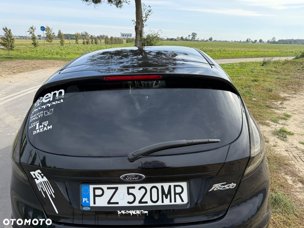 Ford Fiesta 1.25 Ambiente - 12