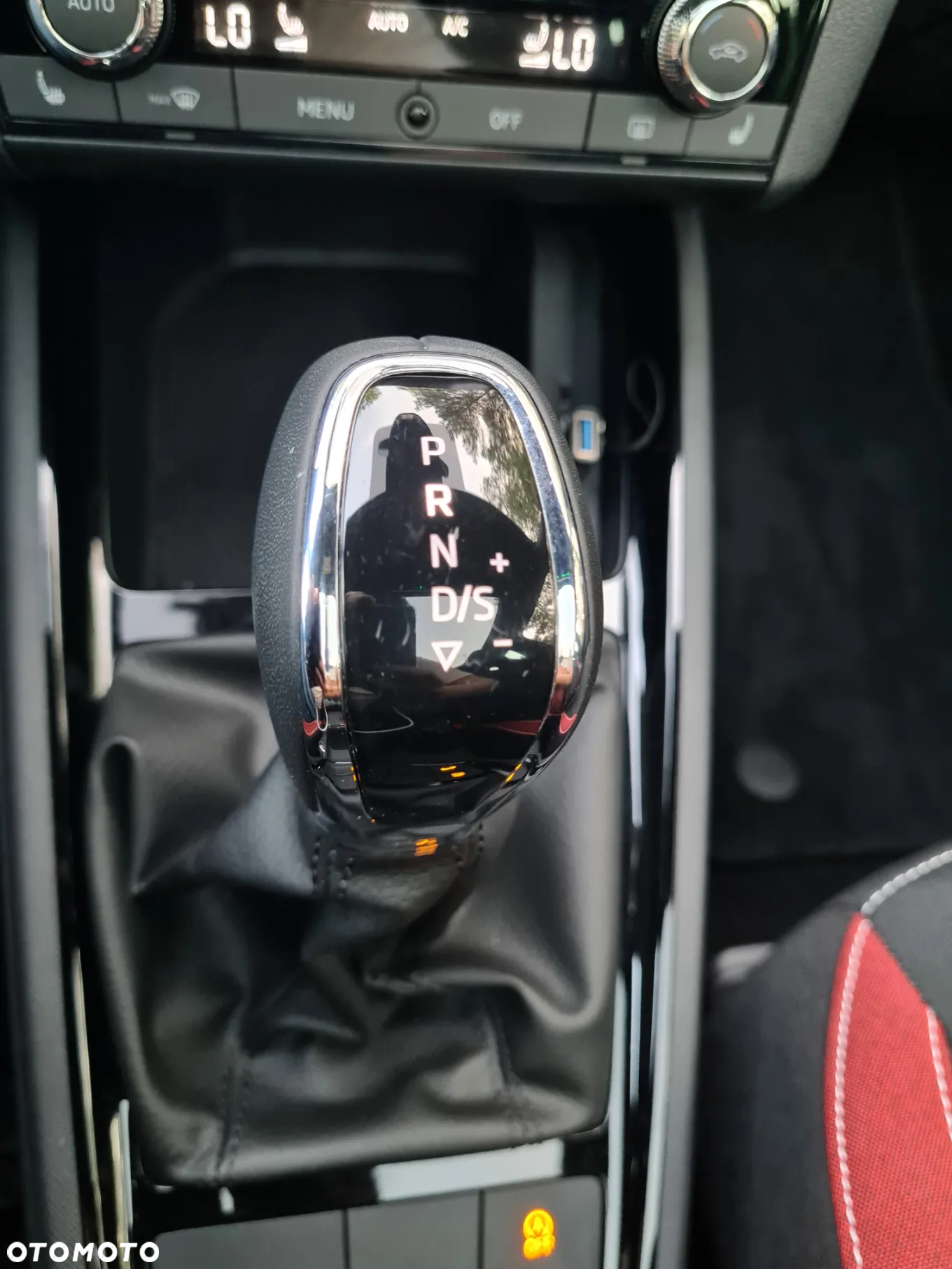 Skoda Kamiq 1.5 TSI Monte Carlo DSG - 19