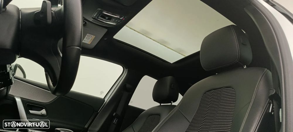 Mercedes-Benz A 180 Limousine d Progressive Aut. - 29