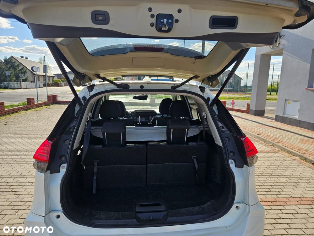 Nissan X-Trail 1.6 DCi Xtronic Tekna - 14