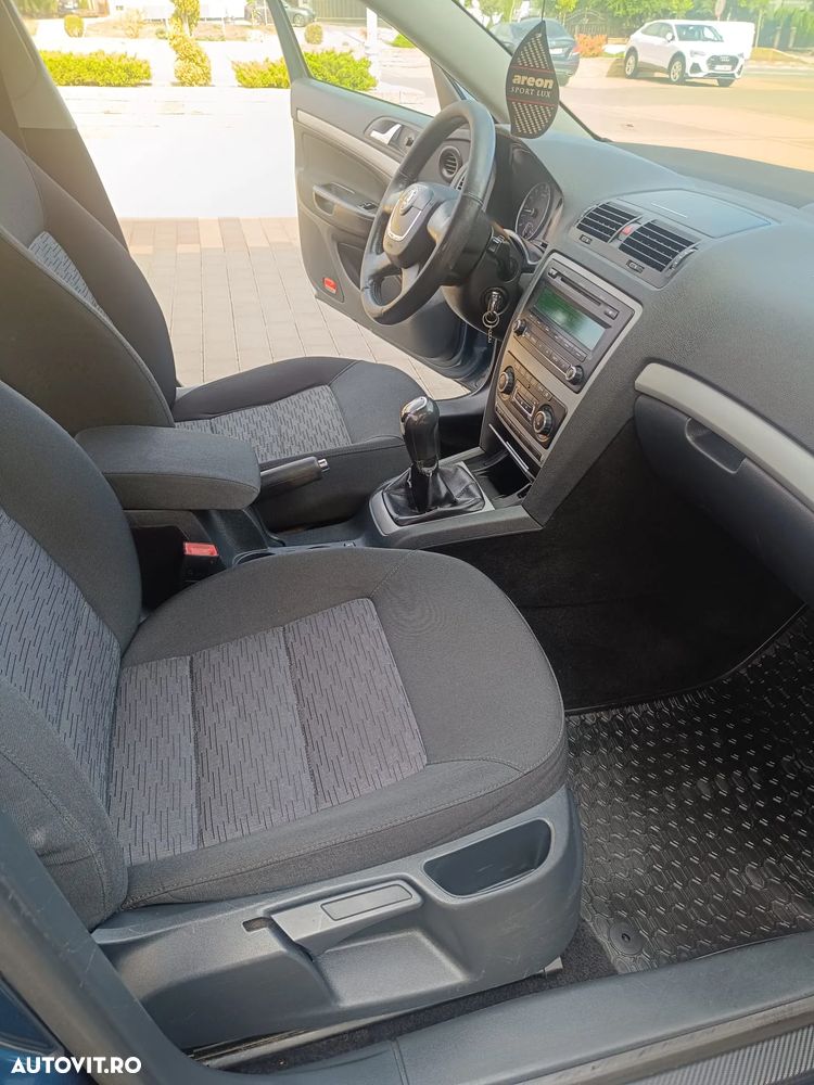 Skoda Octavia 1.6 TDI Business - 9