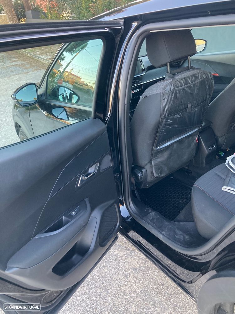 Peugeot e-2008 Active Pack - 17