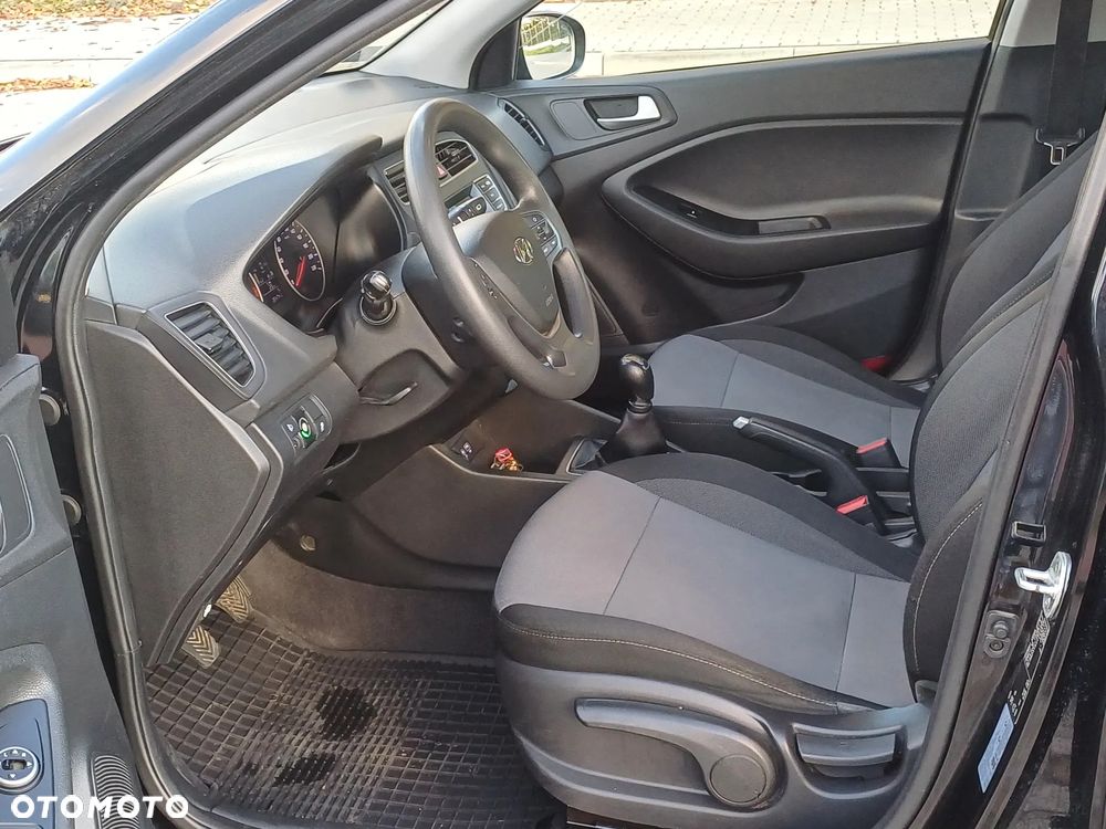 Hyundai i20 1.2 BlueDrive Classic + - 12