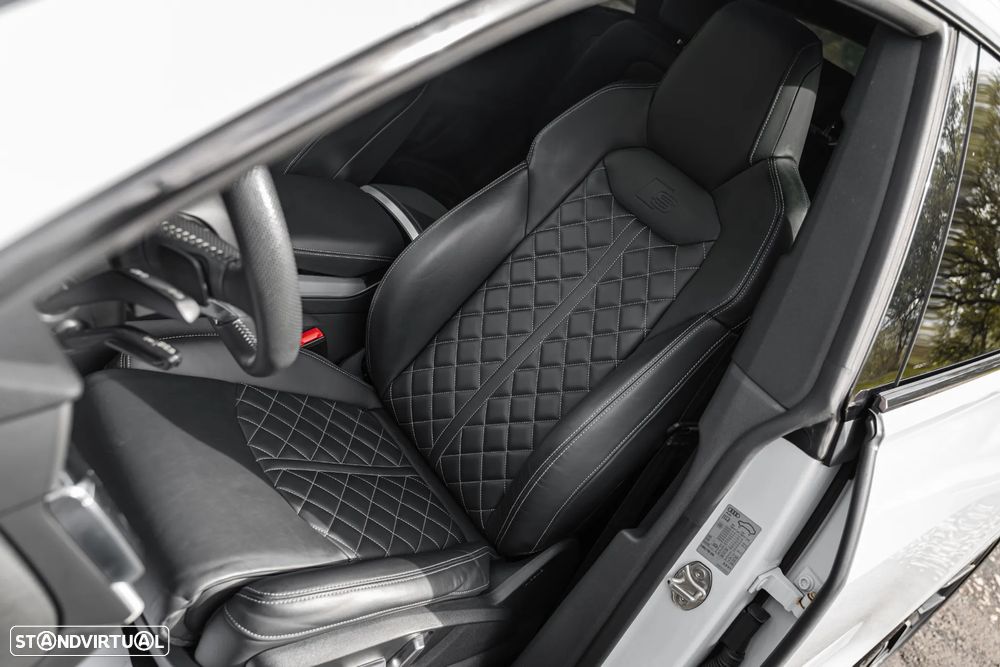 Audi Q8 50 TDI quattro Tiptronic - 26