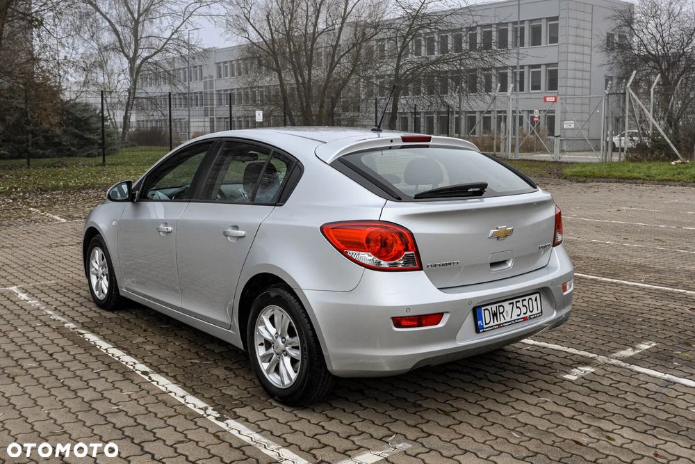 Chevrolet Cruze - 3