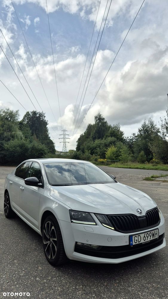 Skoda Octavia 2019 photo 2