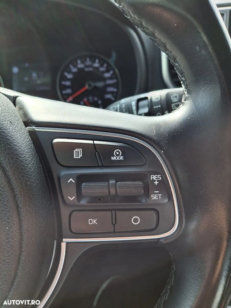 Kia Sportage 1.6 GDI 6MT 4x2 Style - 18