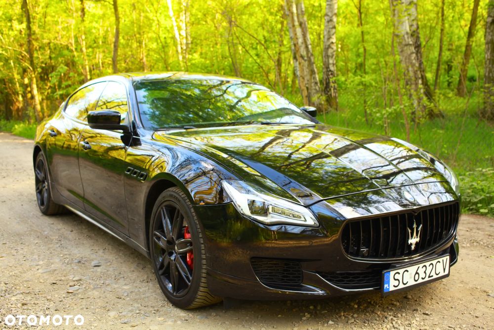 Maserati Quattroporte - 1
