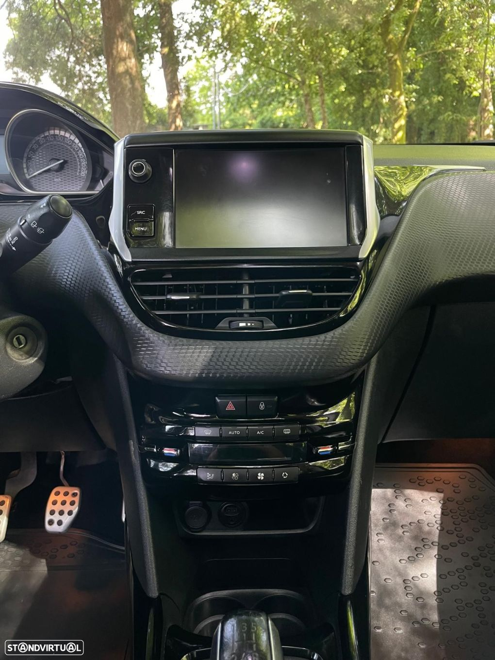 Peugeot 2008 1.2 PureTech GT Line - 25