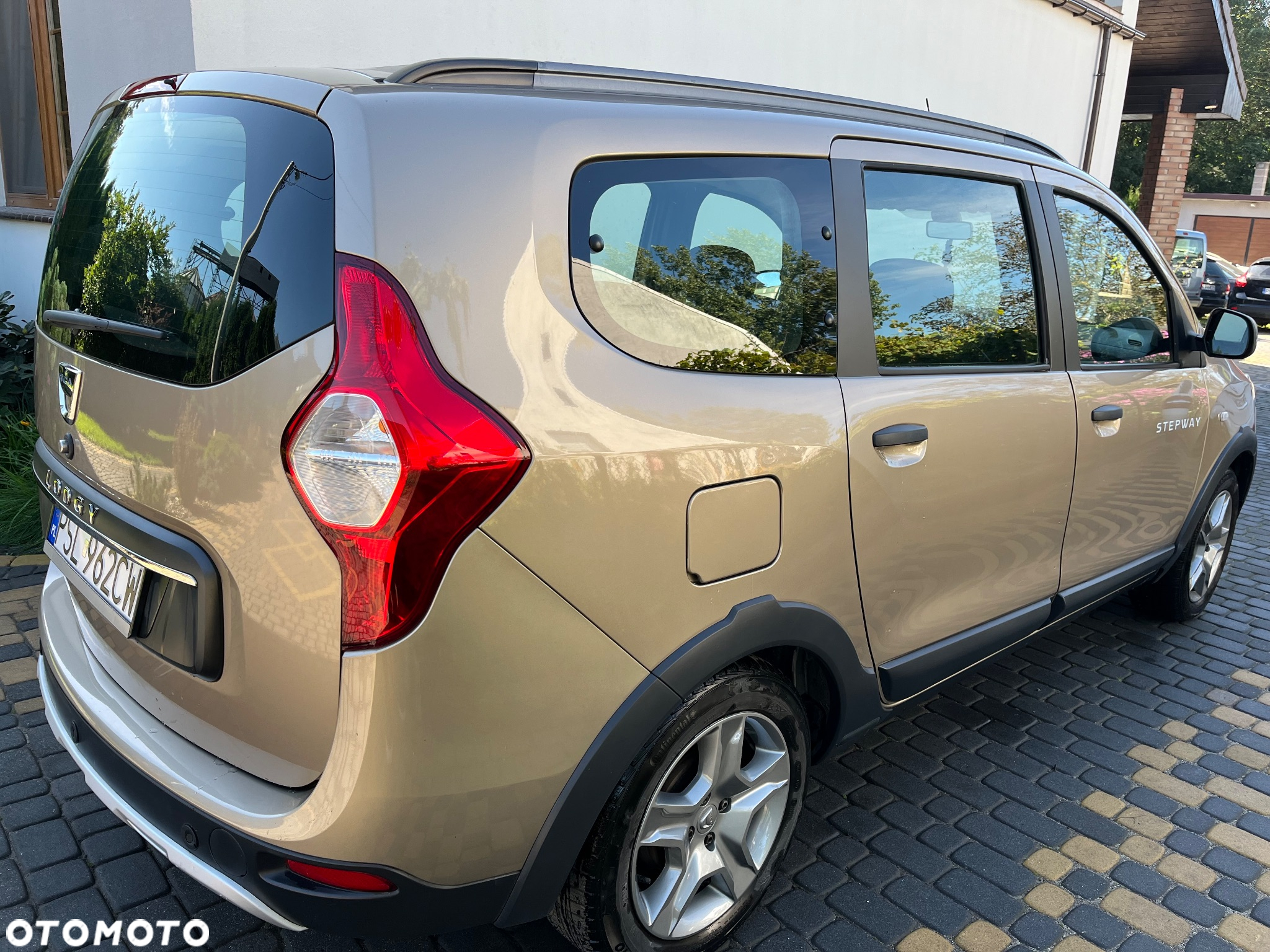 Dacia Lodgy Blue dCi 115 (7-Sitzer) Stepway Selection Blue - 4