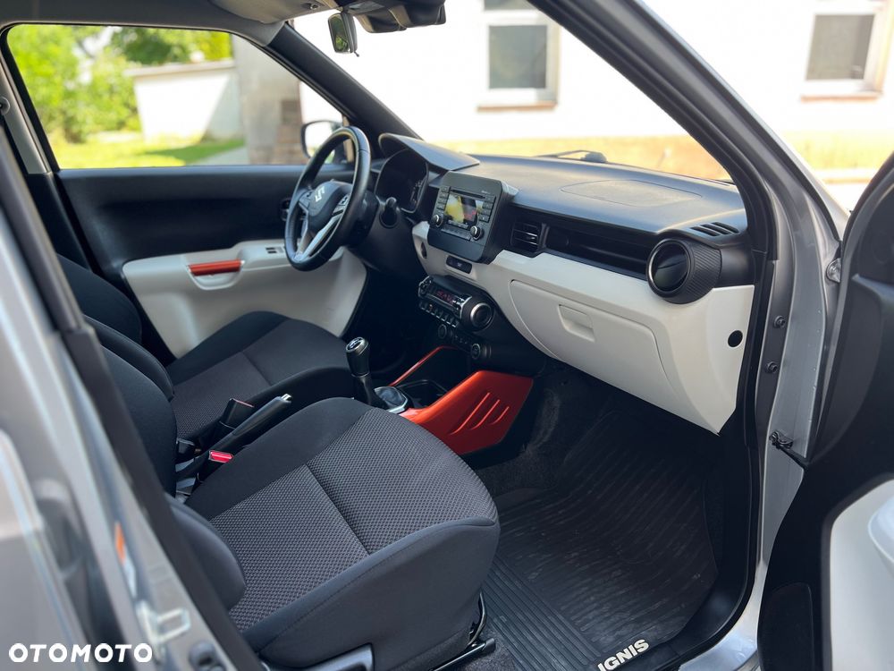 Suzuki Ignis - 19
