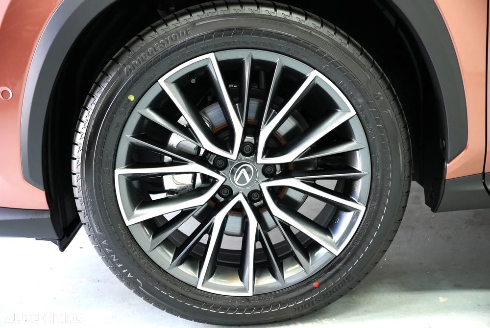 Lexus Seria NX 350h AWD CVT HEV Luxury - 13