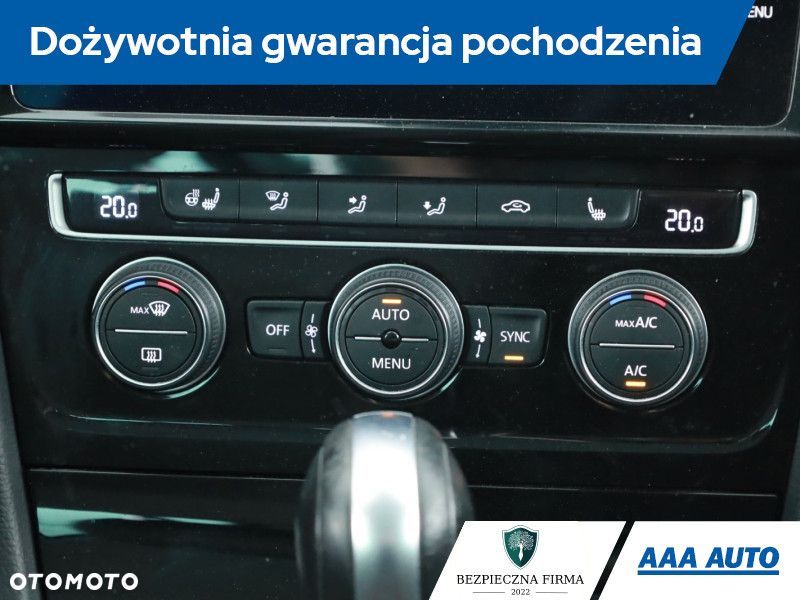 Volkswagen Golf Variant - 12