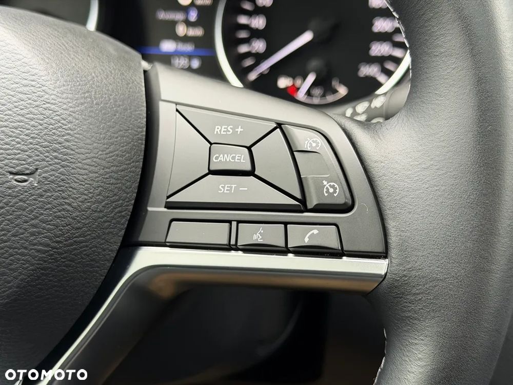 Nissan Qashqai 1.3 DIG-T Tekna+ - 13