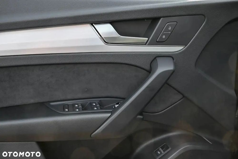 Audi Q5 40 TDI quattro S tronic S line - 10