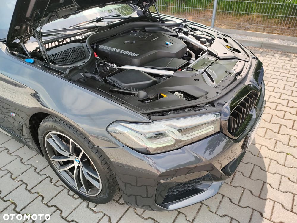 BMW Seria 5 520i mHEV M Sport sport - 37
