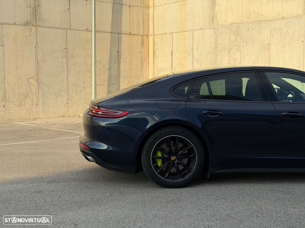Porsche Panamera - 6