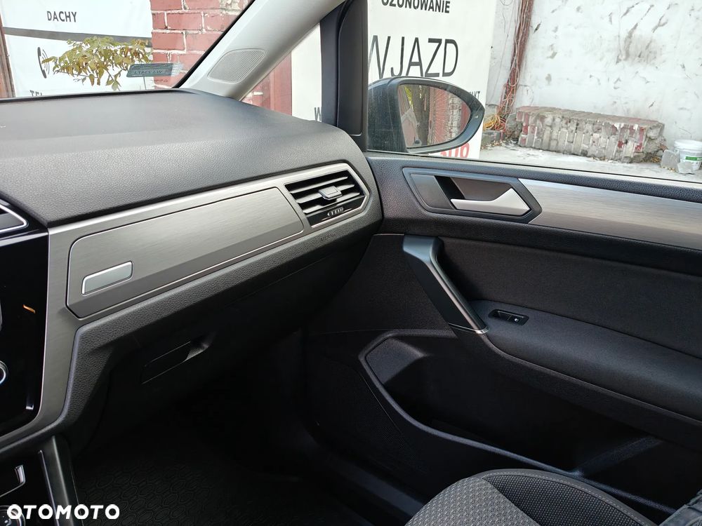 Volkswagen Touran 1.4 TSI BMT Comfortline DSG - 8
