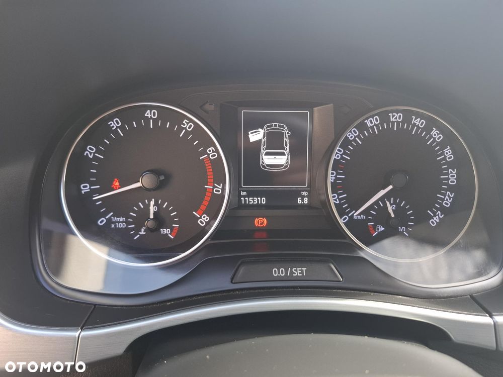 Skoda Fabia 1.2 TSI Active - 15