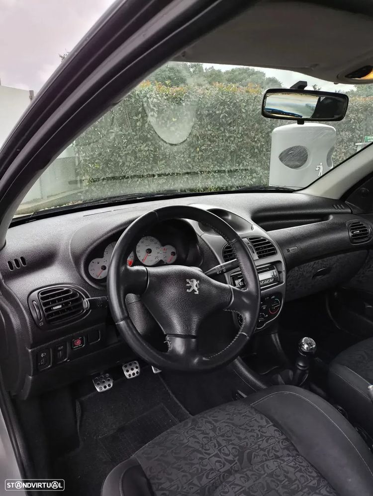Peugeot 206 1.4 Quick Silver - 6