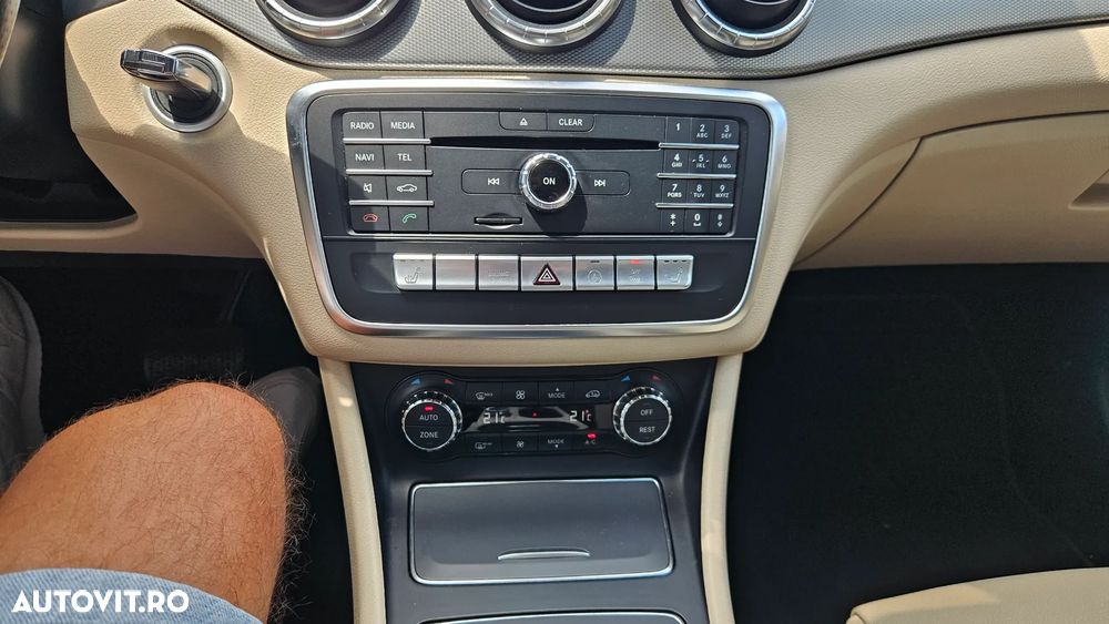 Mercedes-Benz CLA 200 - 18