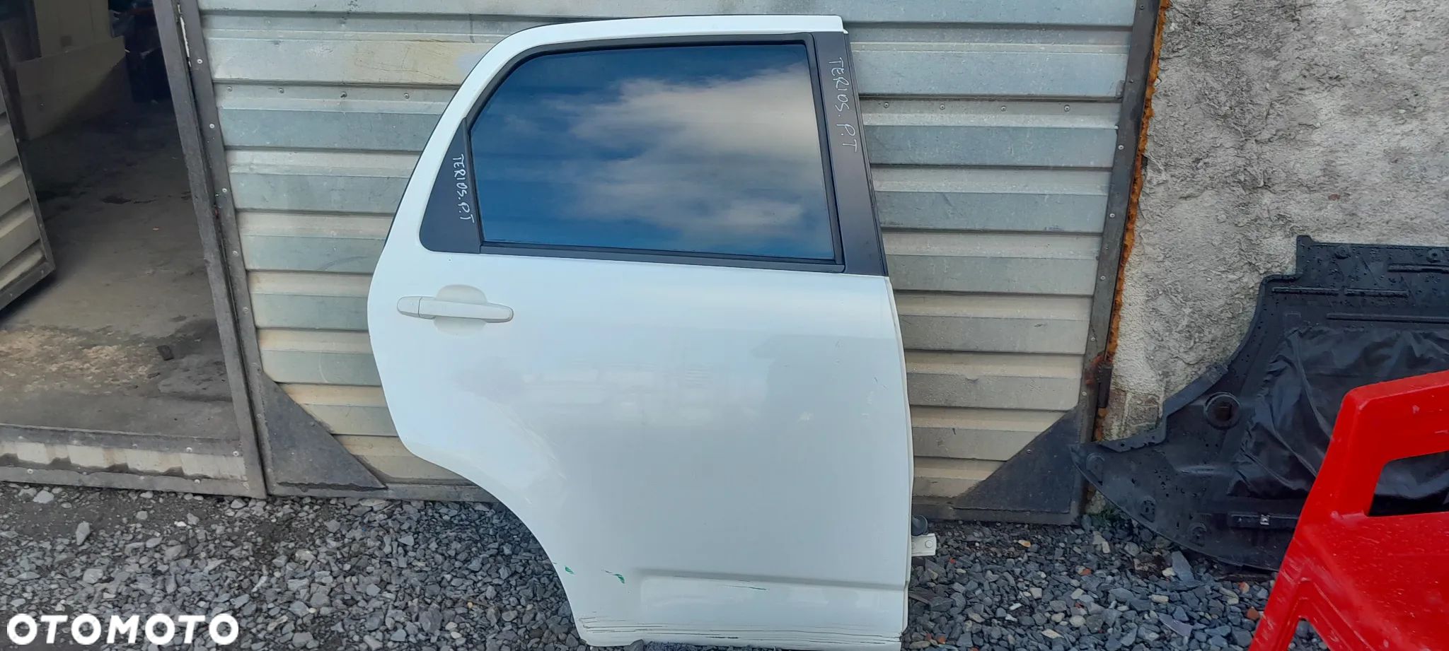 DAIHATSU TERIOS II 06-12 DRZWI PRAWY TYŁ KOMPLETNE - 1