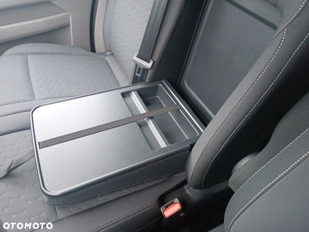 Ford Tourneo Custom 2.0 EcoBlue L2 Titanium - 24