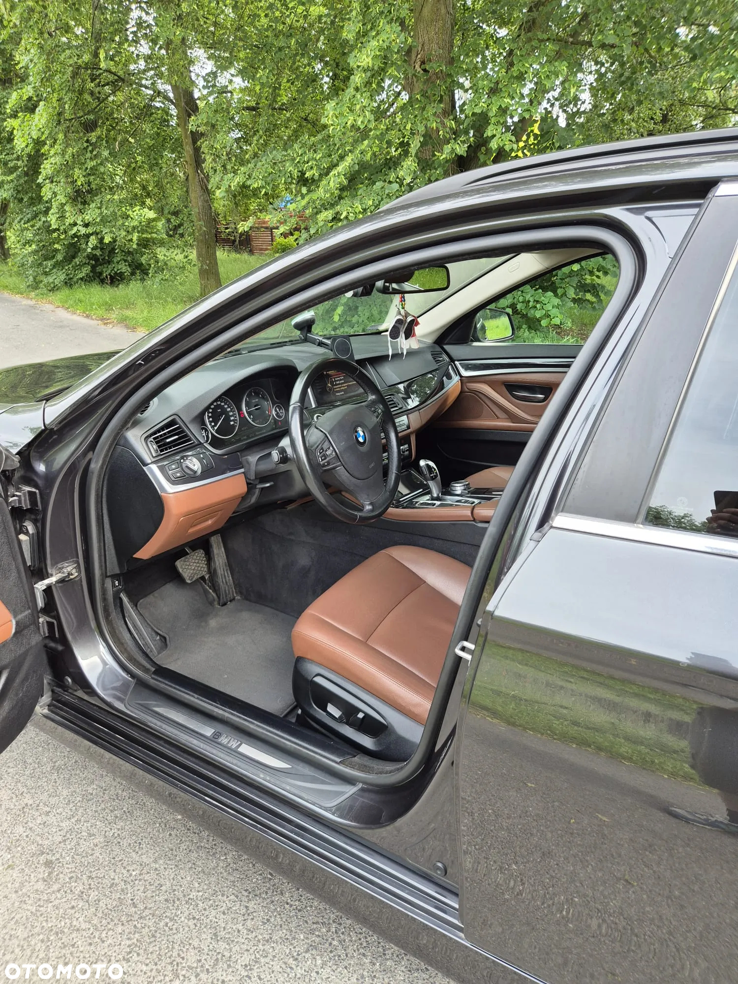 BMW Seria 5 525d xDrive Touring Luxury Line - 10