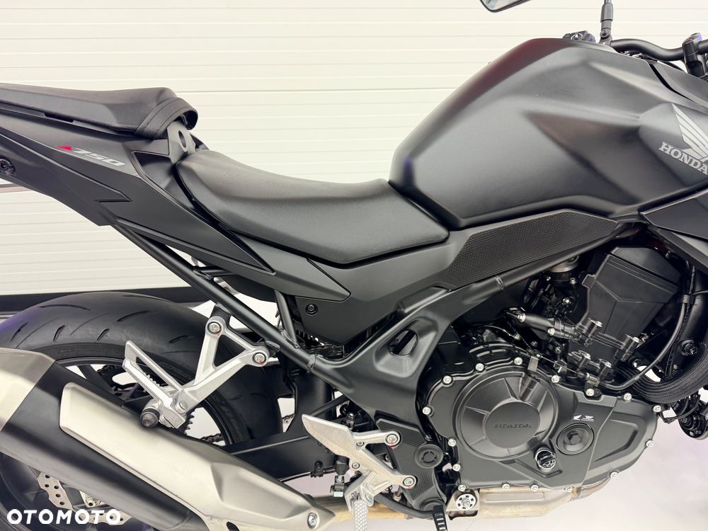 Honda CB - 26