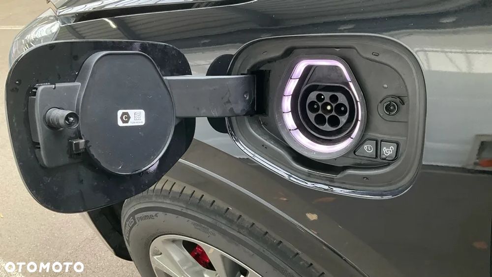 Ford Kuga 2.5P PHEV FWD Titanium X - 21