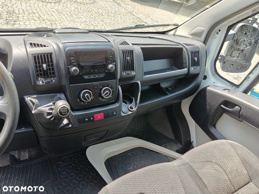 Peugeot BOXER winda 750 kg kontener 4,10-2,10-2,20 - 20
